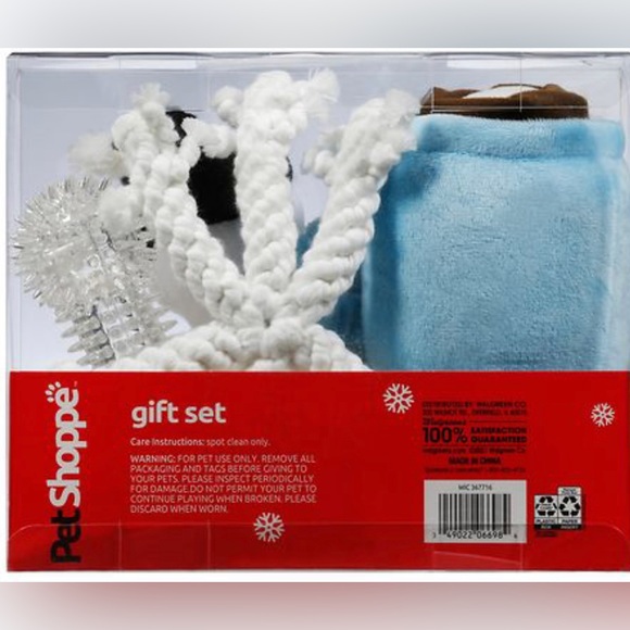Pet Shoppe Holiday Christmas 4 Piece Gift Set for Pets Dogs NEW - Picture 2 of 2